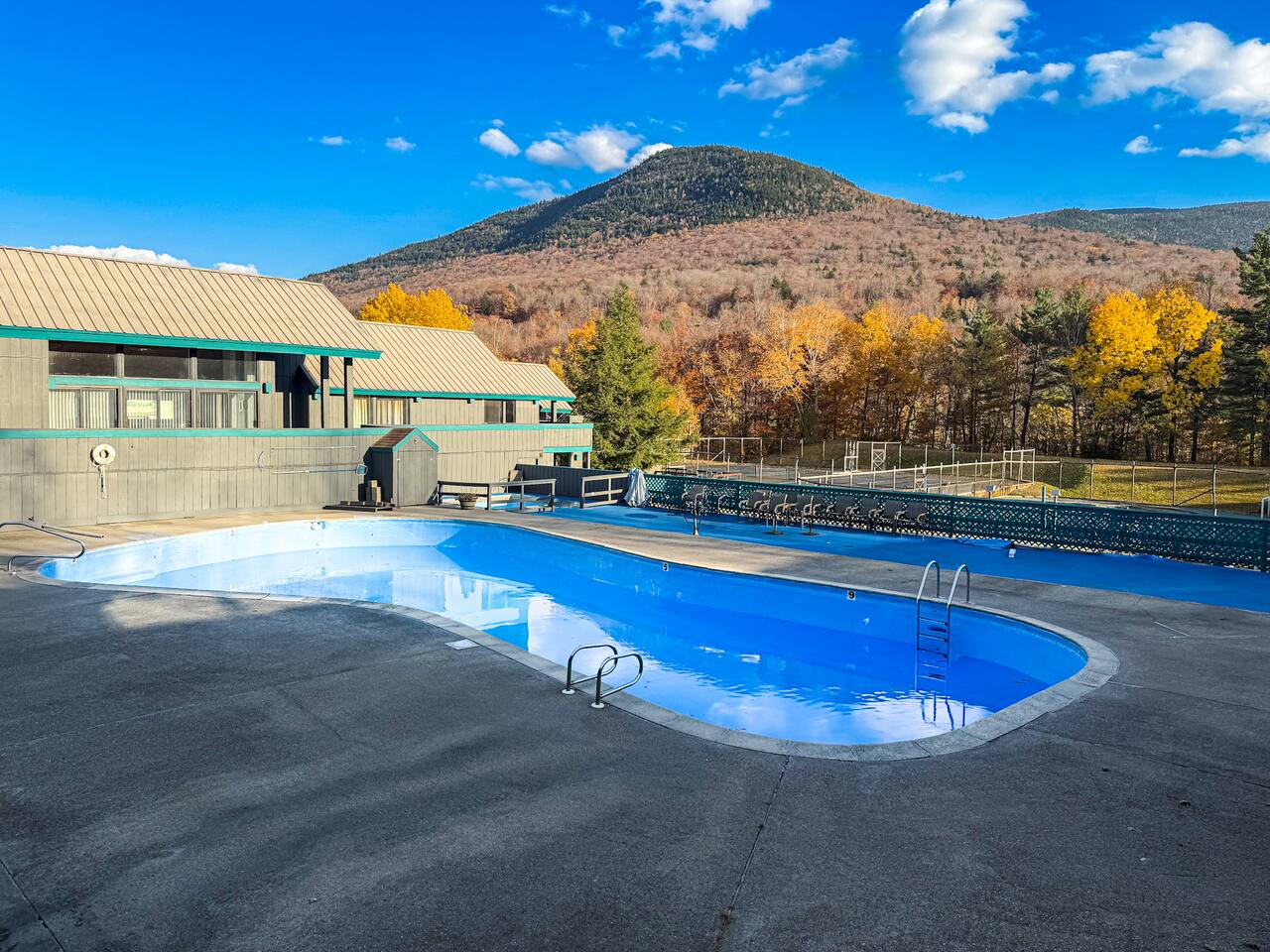 Breathtaking View, <3mins to Loon, NEW Renovation!