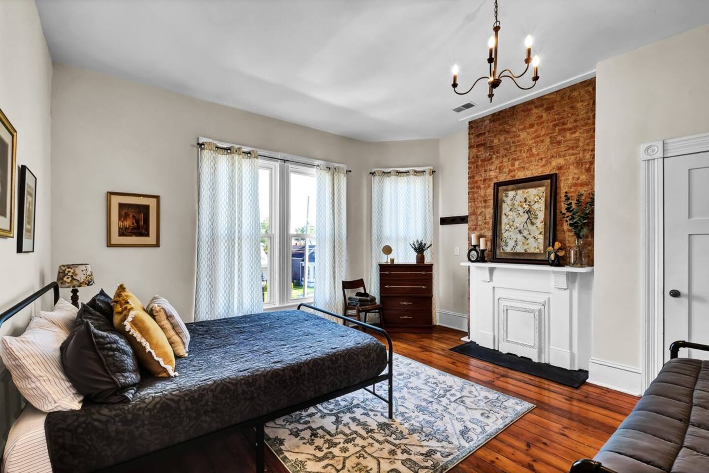 Victorian Gem Near Churchill Downs & Louisville