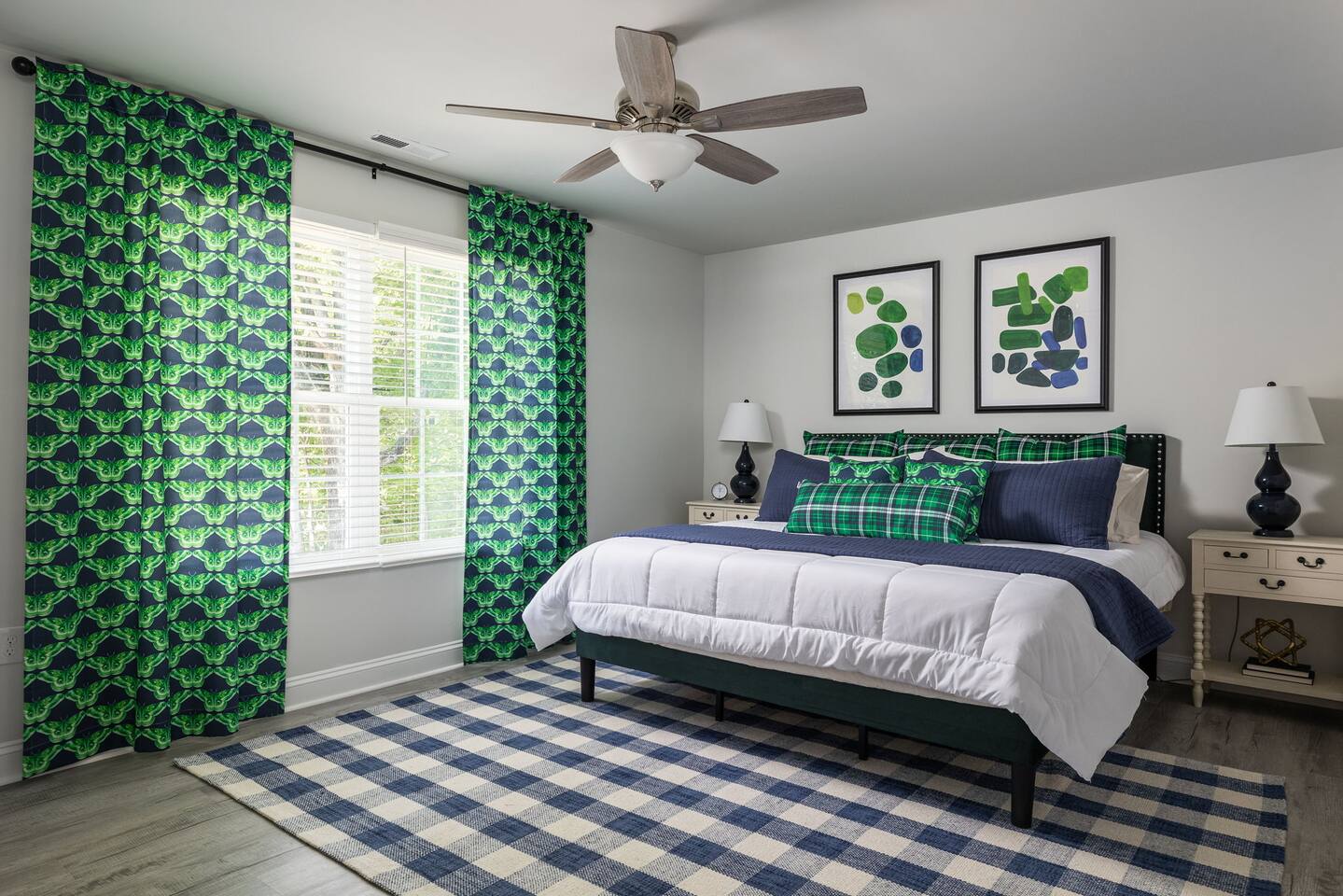Luxury 4BR High Point Retreat | Hot Tub | BBQ