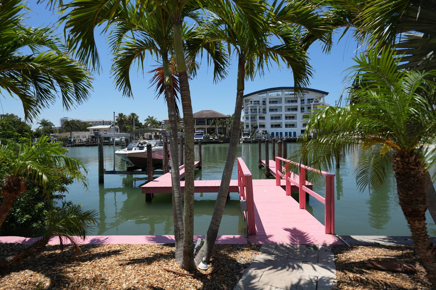 Tranquil Dock Retreat ~ Sta N Pla By The Dock