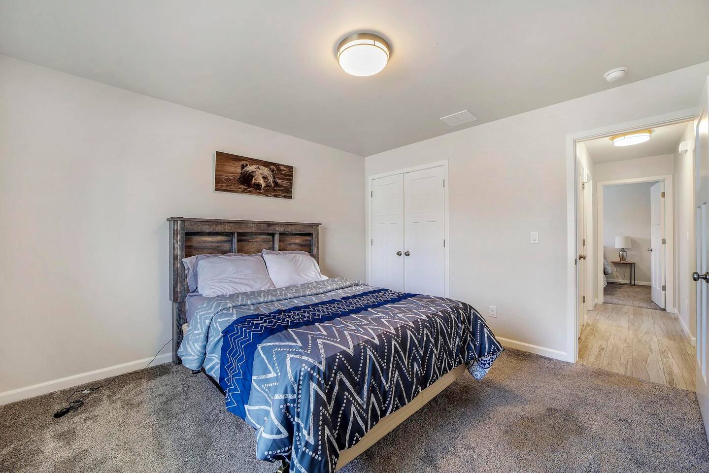 Wendell Townhome, 3bed/2bath/garage/private yard