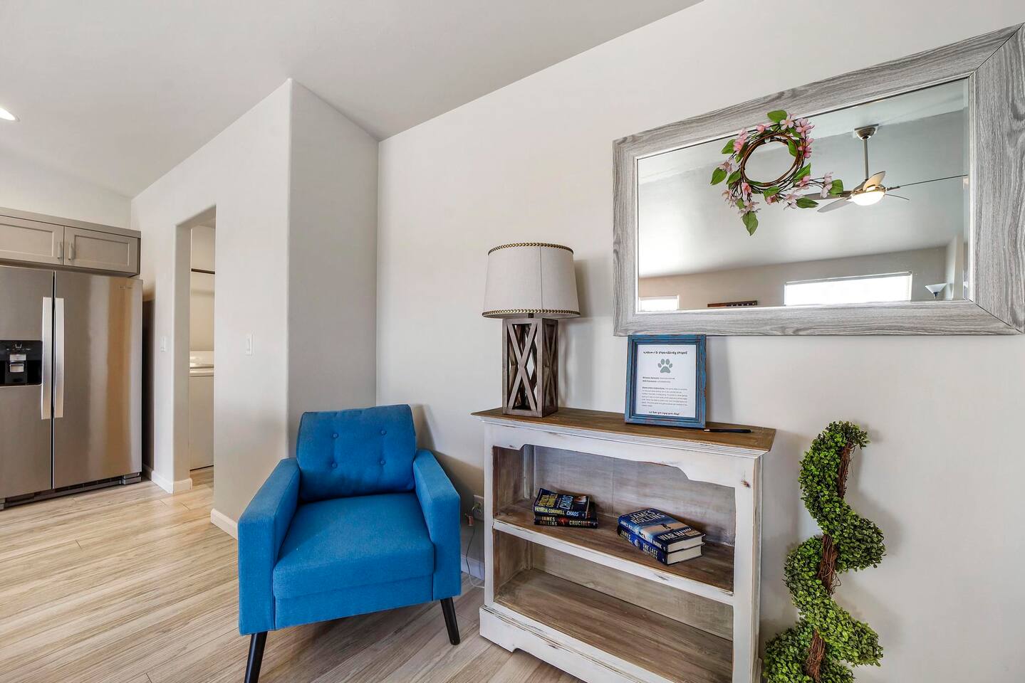 Wendell Townhome, 3bed/2bath/garage/private yard
