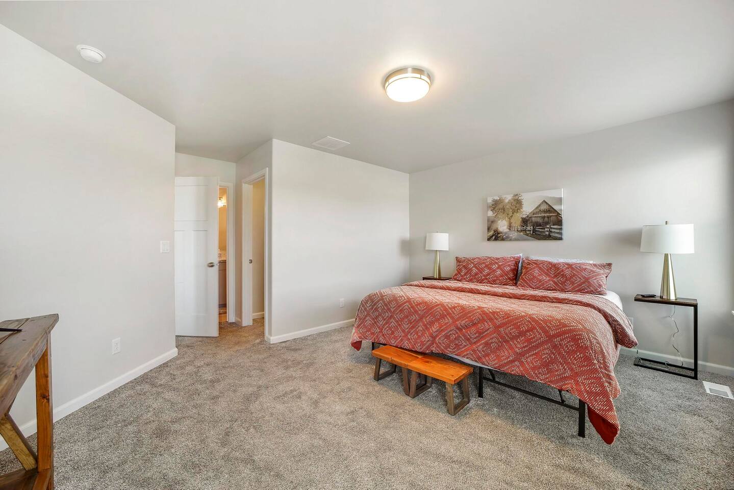 Wendell Townhome, 3bed/2bath/garage/private yard