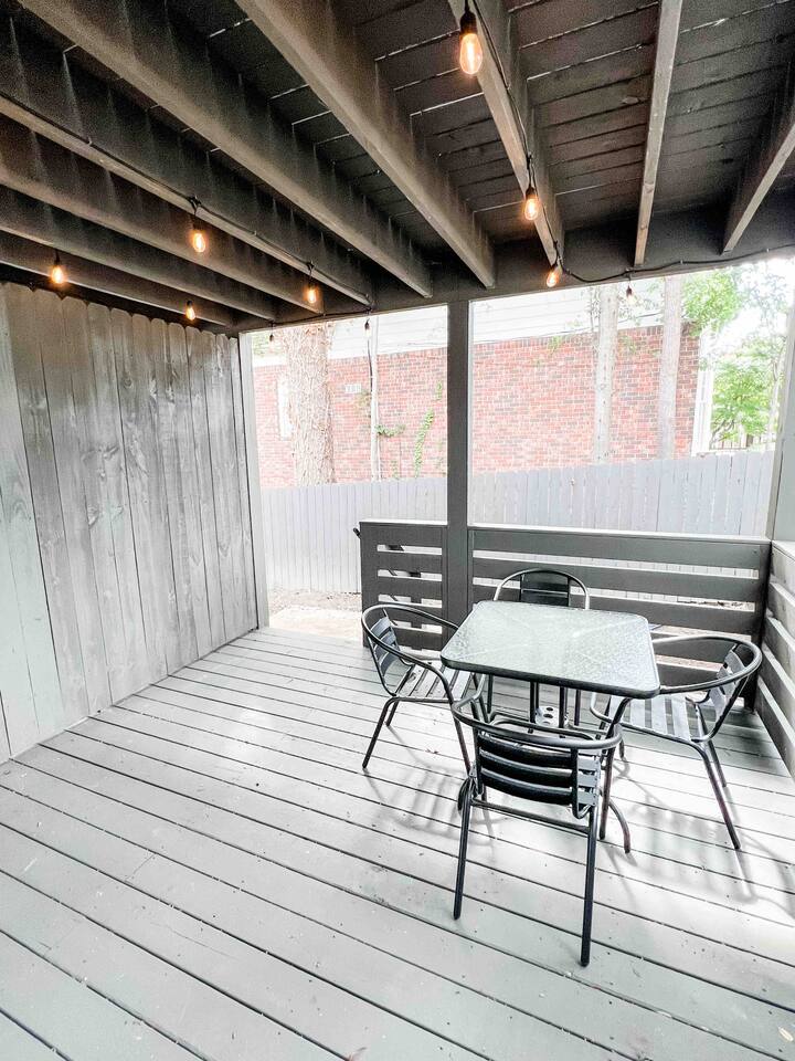 Adorable Newly remodeled Condo in Homewood AL