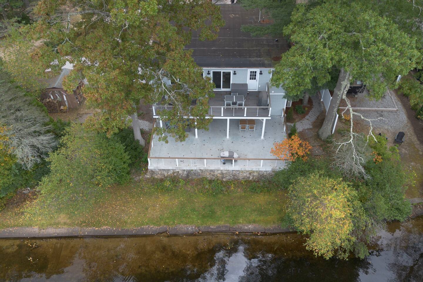 Entire Lakefront House on Pattagansett
