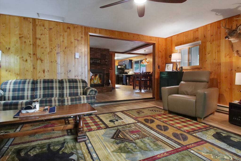 Bolo’s Landing: Northwoods Retreat on Water