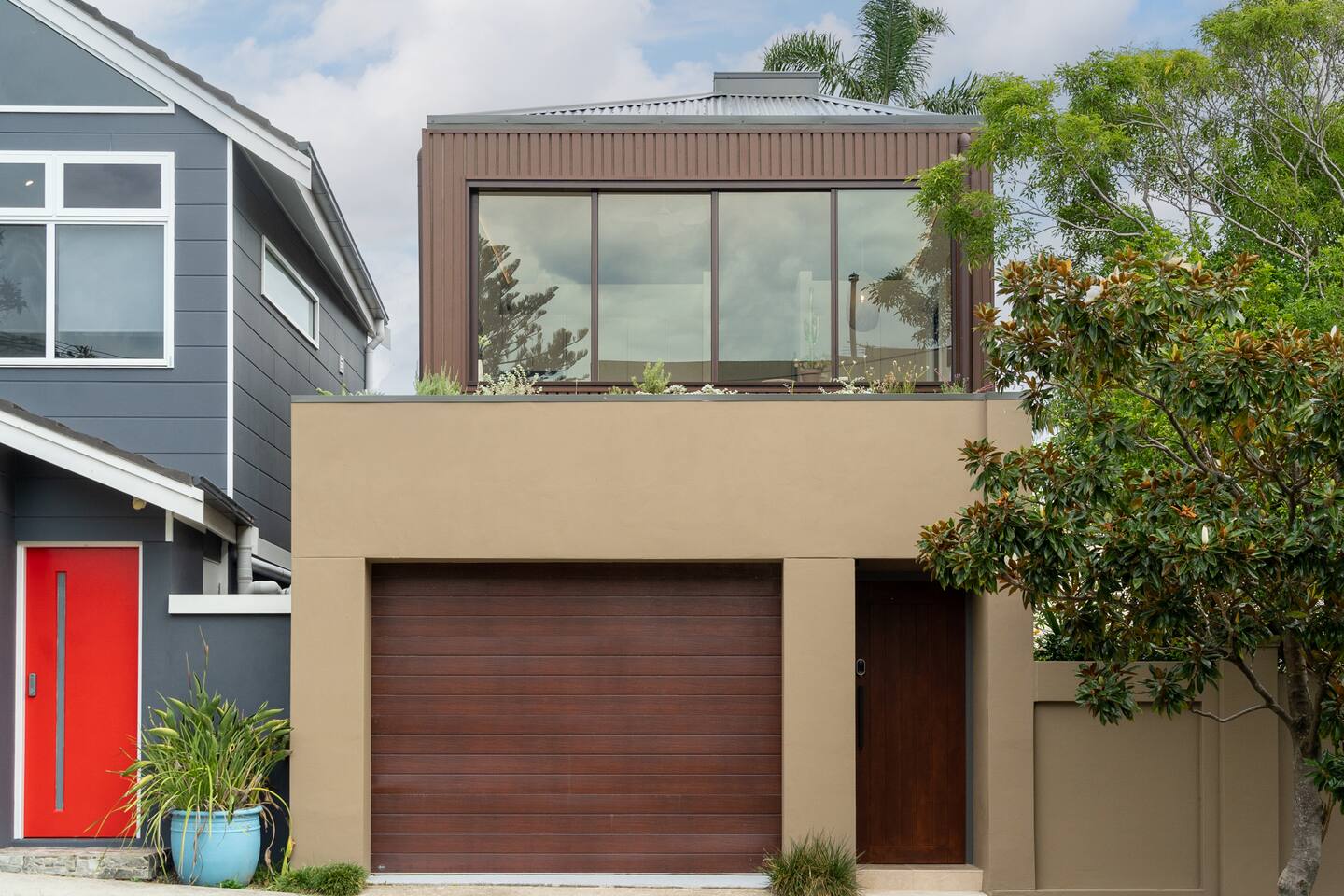 Gorgeous 1 bed short walk to everything in Manly