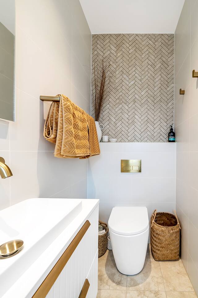 Gorgeous 1 bed short walk to everything in Manly