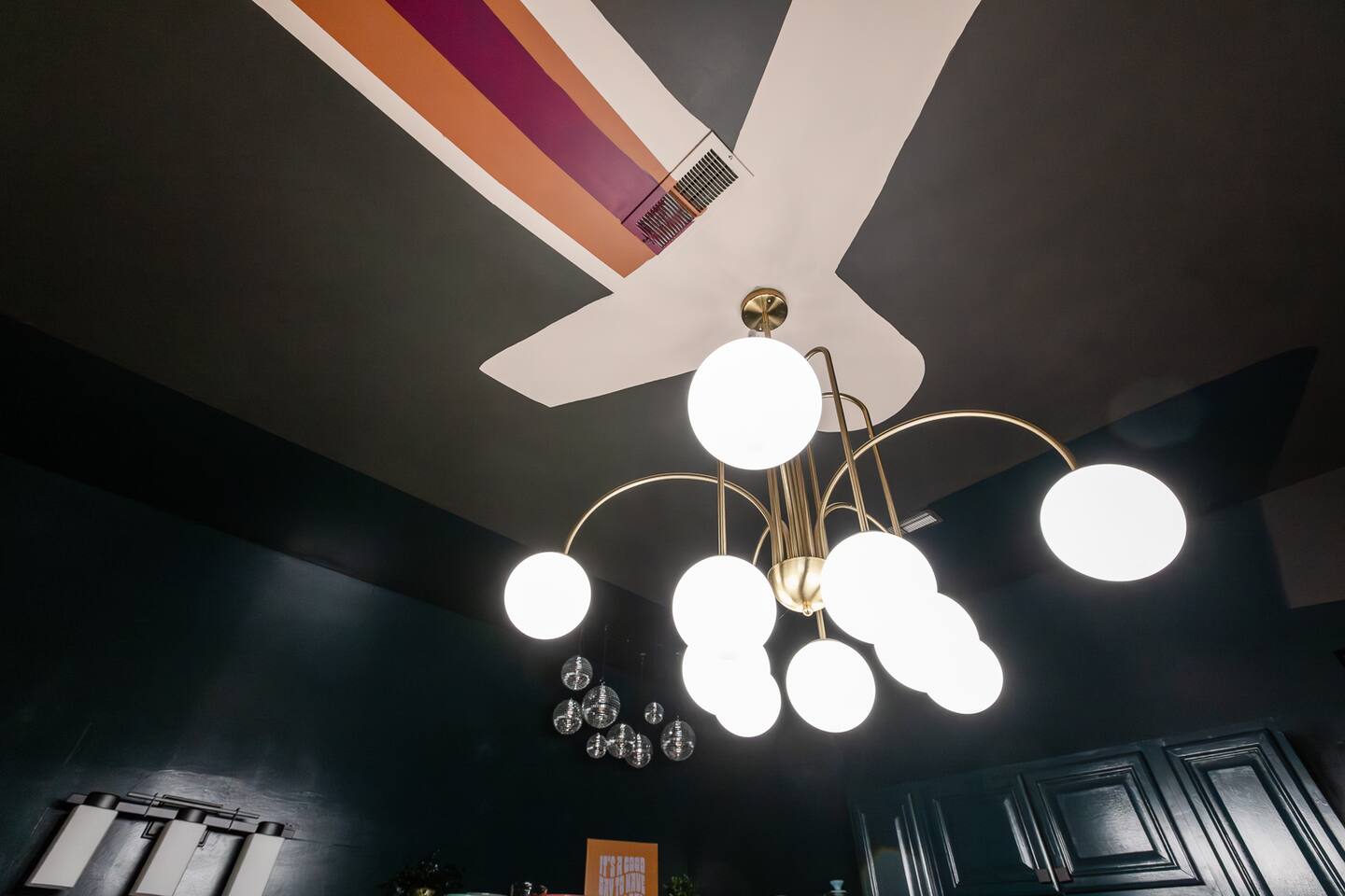 The PanAm Flat - 2BR/2BA - Hospital/ScottAFB