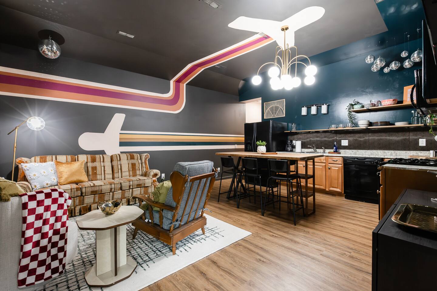 The PanAm Flat - 2BR/2BA - Hospital/ScottAFB — O'Fallon — vacation rental