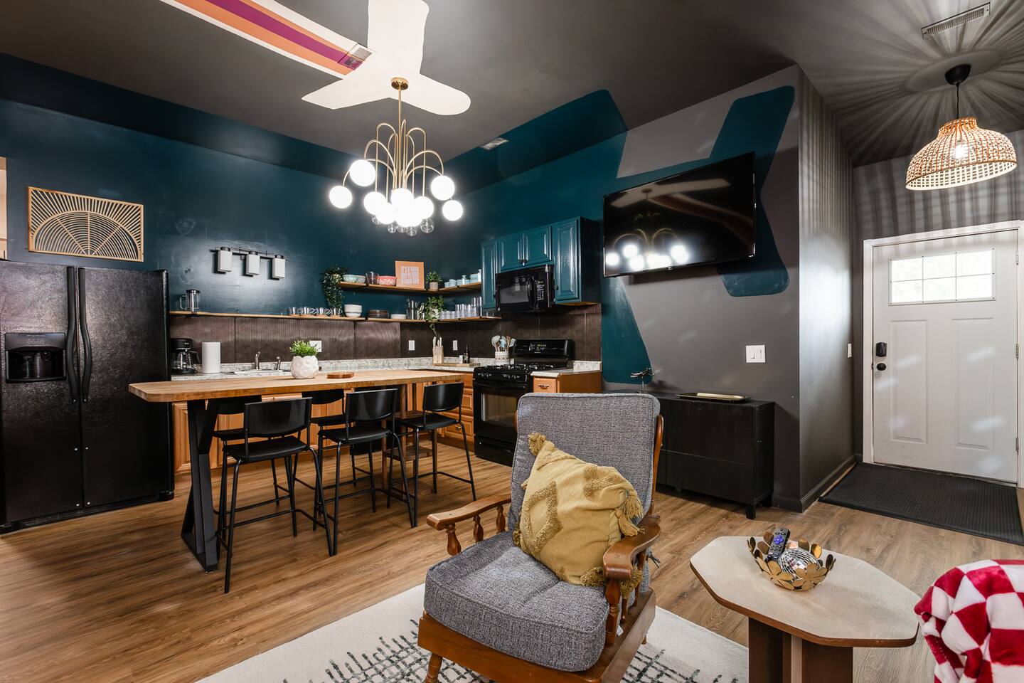 The PanAm Flat - 2BR/2BA - Hospital/ScottAFB