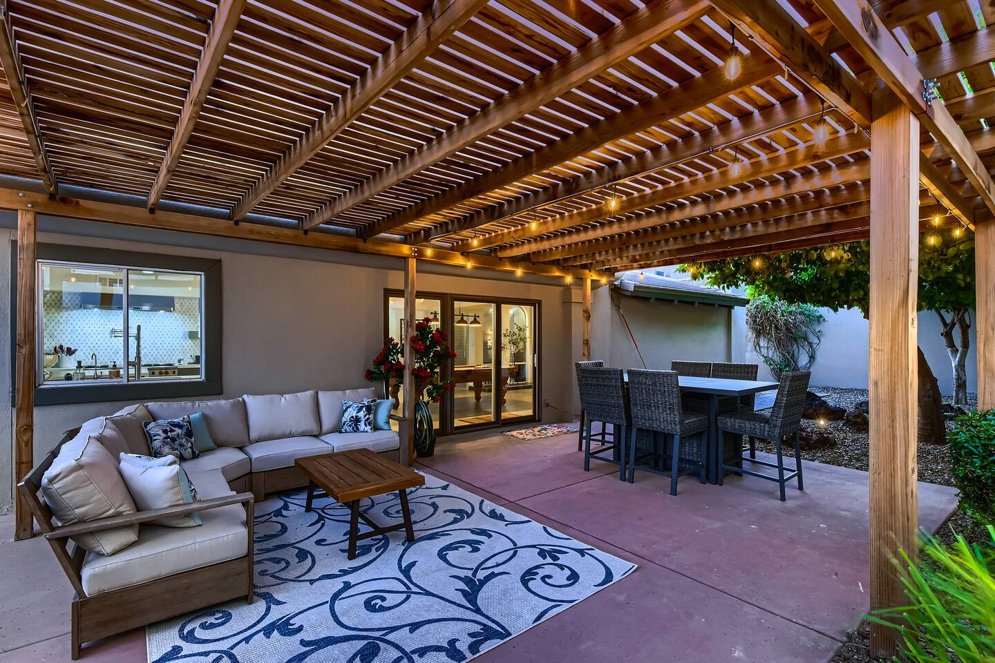 Luxe Oasis Mins to Old Town, Pool, and Pool Table