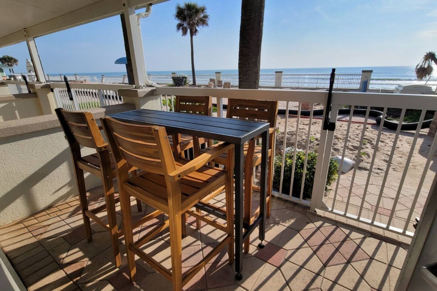 Upgrades galore oceanfront 1 bd — Daytona Beach — vacation rental