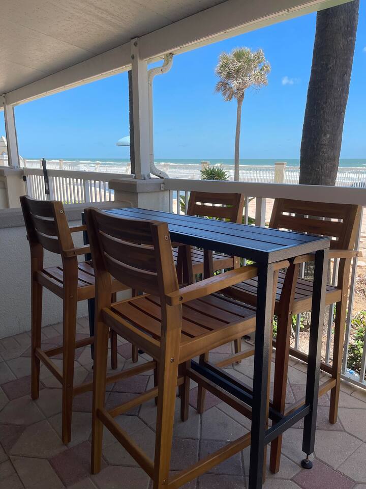 Upgrades galore oceanfront 1 bd