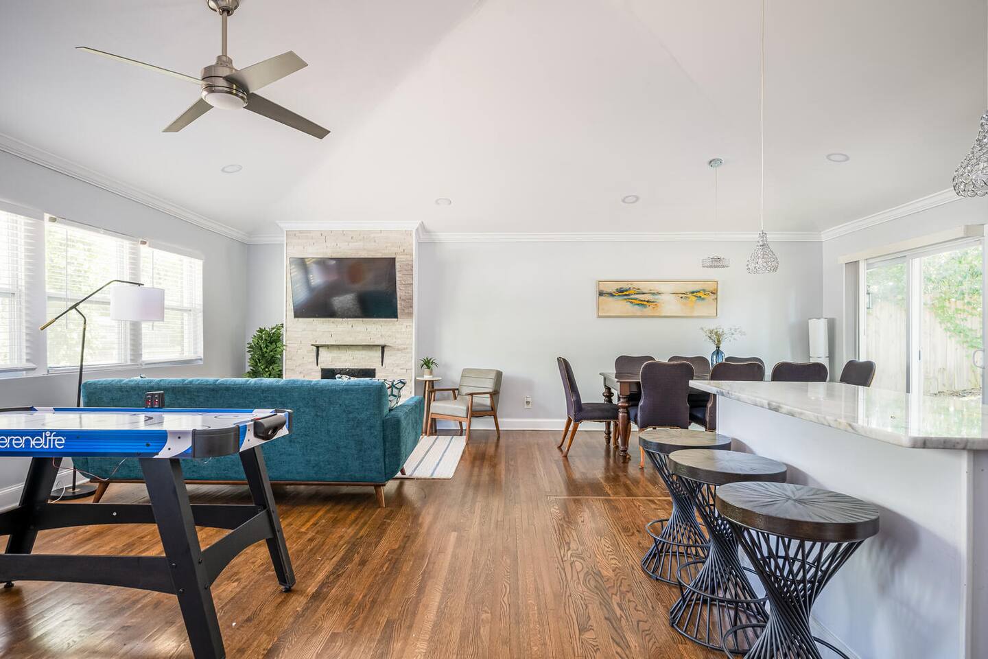 4BD/3BA Modern Decatur Retreat - 3 Miles to Emory