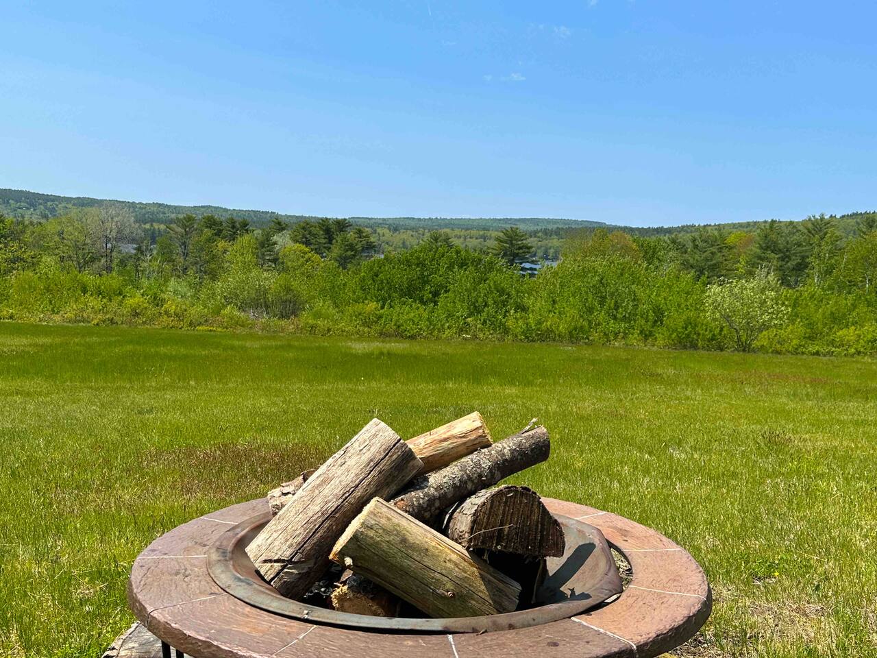 3BR Lake View Cabin~Fire Pit~Deck~Casino Nearby