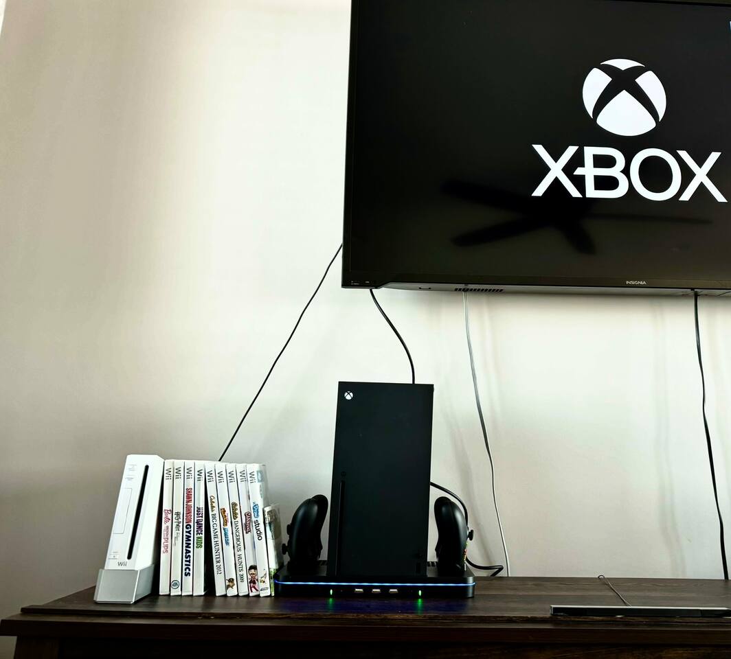 Up North Lakehouse | Beach+Xbox+Fun