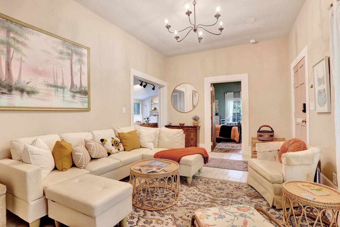 Historic Spring Cottage -Sleeps 5, Pets welcome! — High Springs — vacation rental