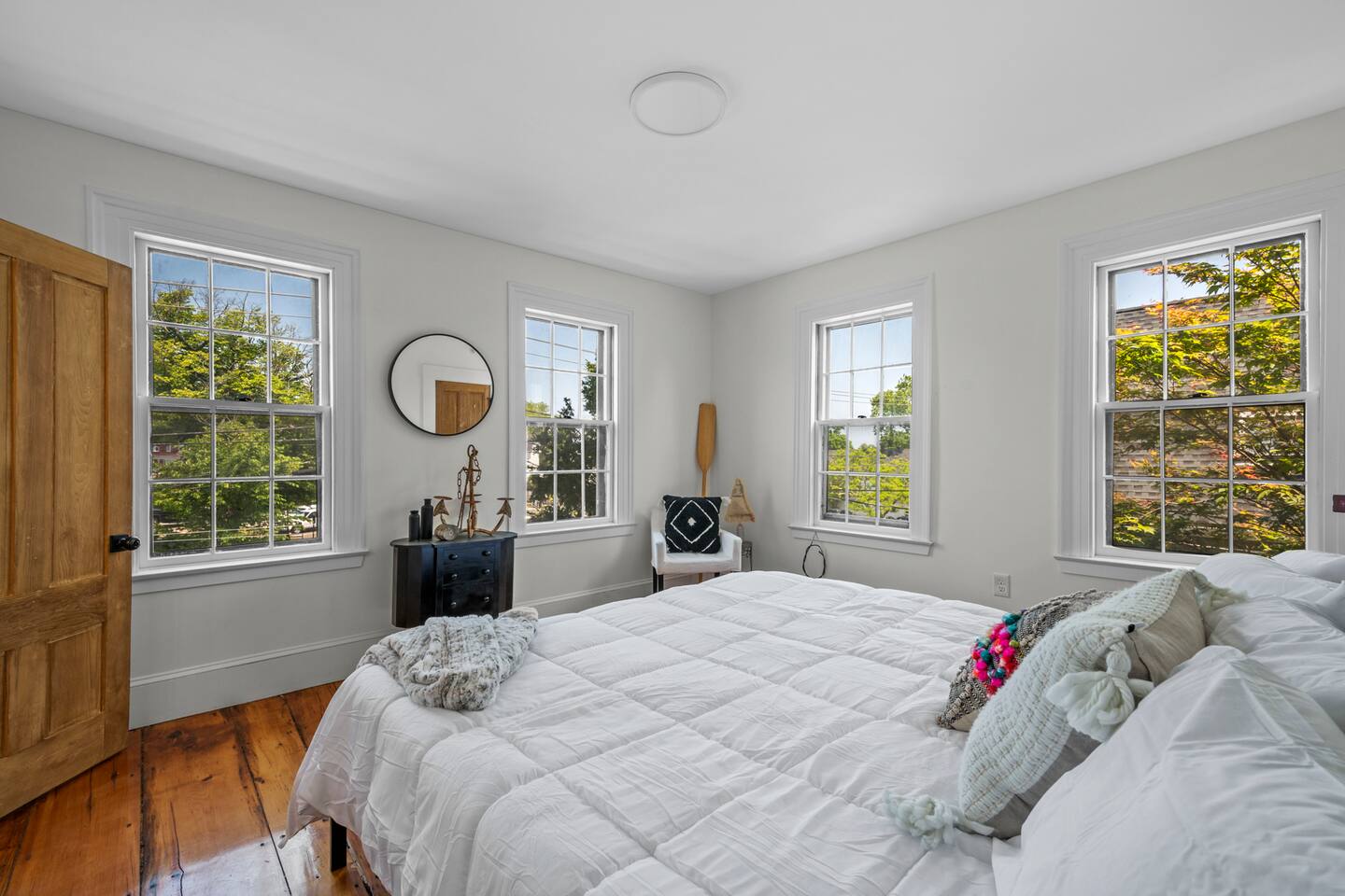 Balcony|KING Suite|Walk2Beach+Bearskin|Parking