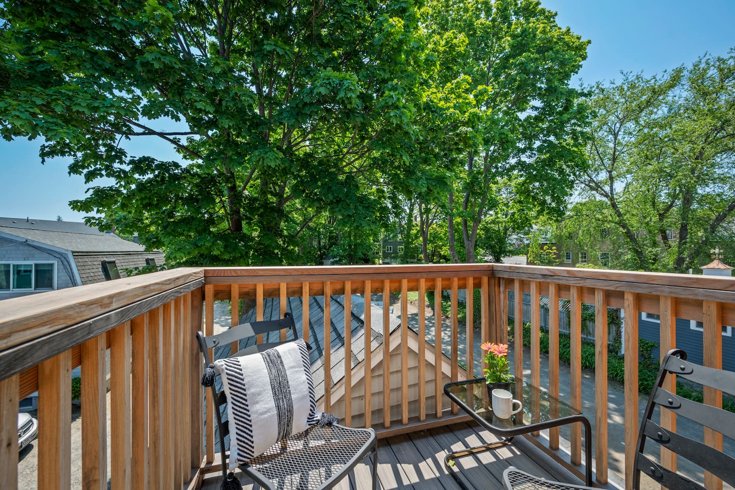 Balcony|KING Suite|Walk2Beach+Bearskin|Parking