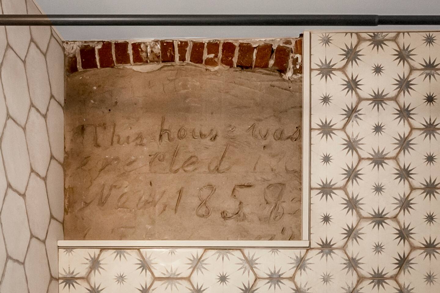 Balcony|KING Suite|Walk2Beach+Bearskin|Parking