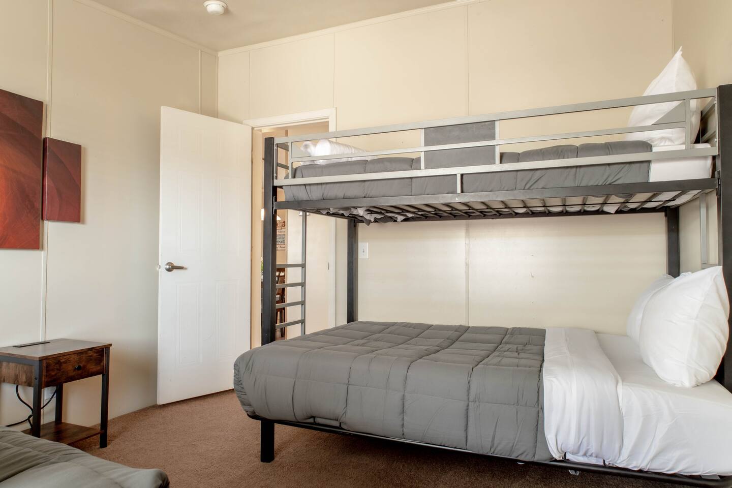 Oasis in Bulhead | 3bd | 2 ba | Sleeps 9