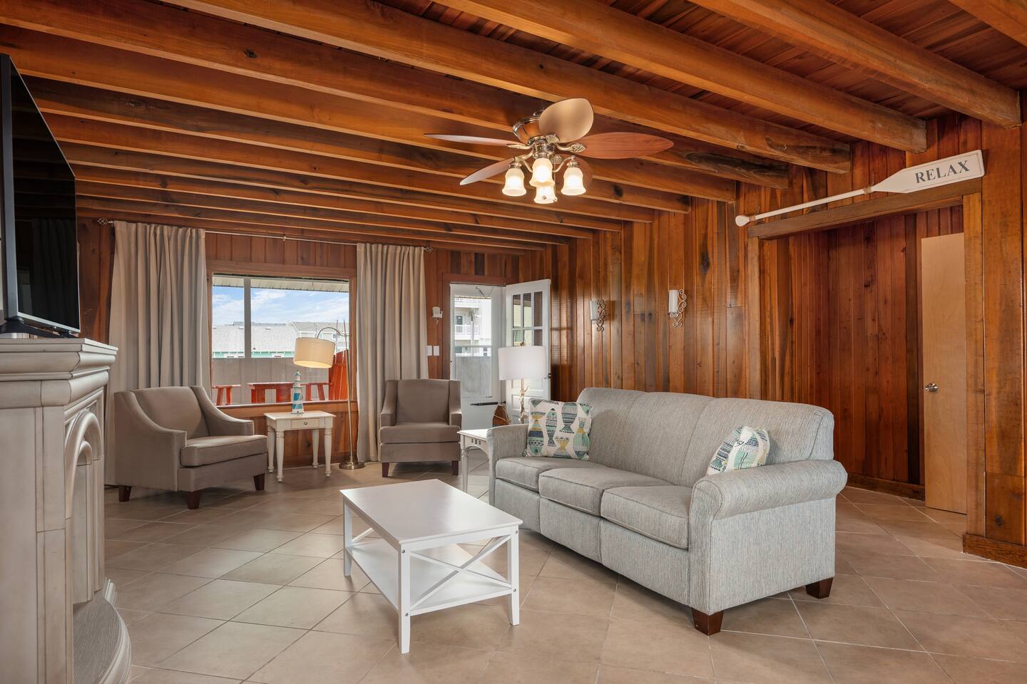 Forever Paradise (Memorial House)