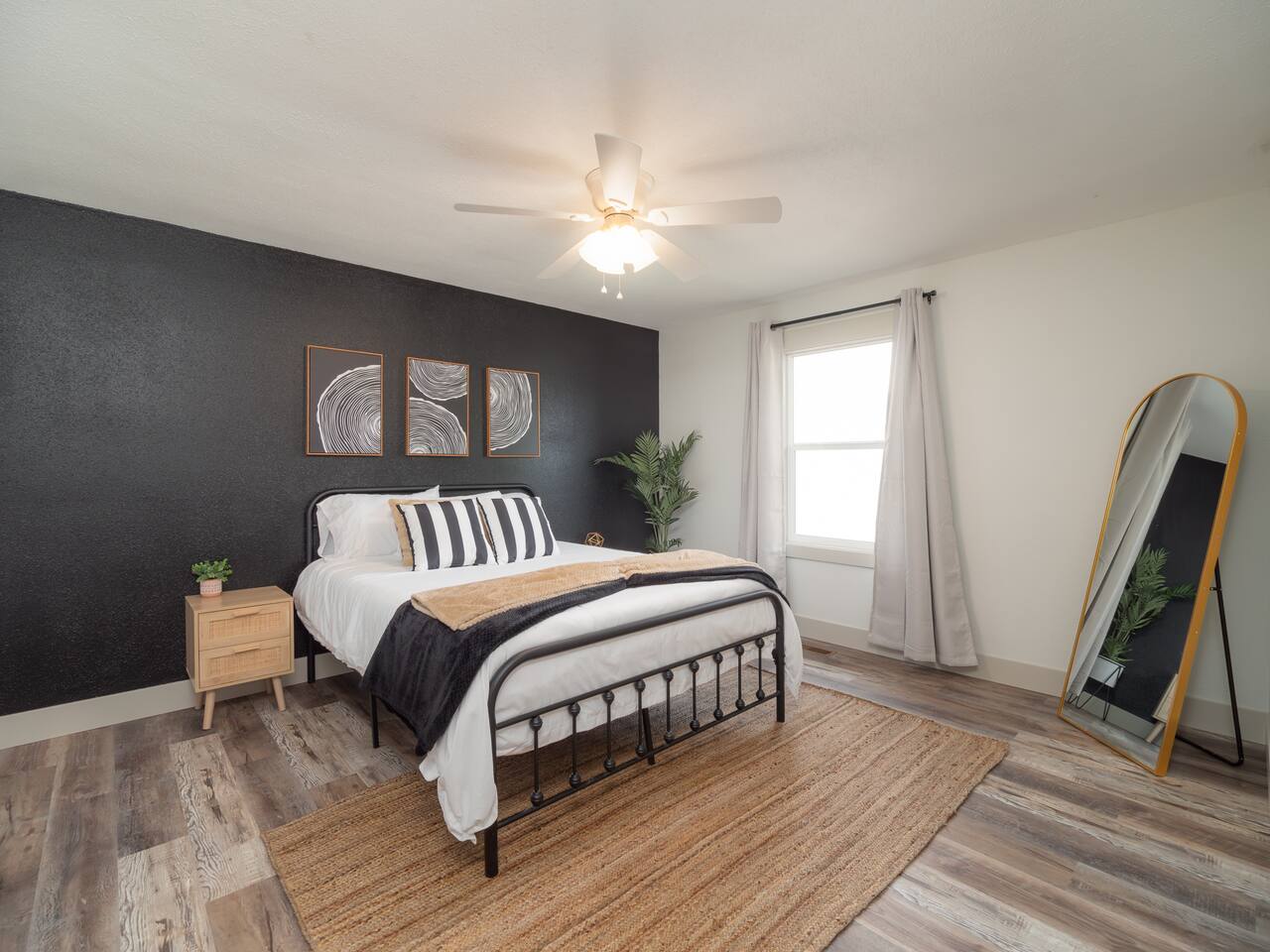 Indigo Collective - Modern Comfort & Bold Design