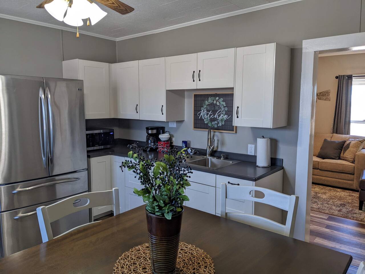 Pure Serenity: Kansas Country Getaway