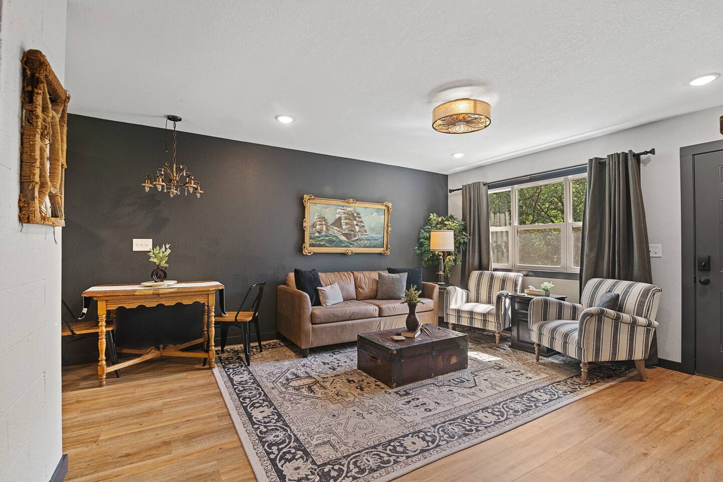 Vintage Ships Inn Duplex-MHK