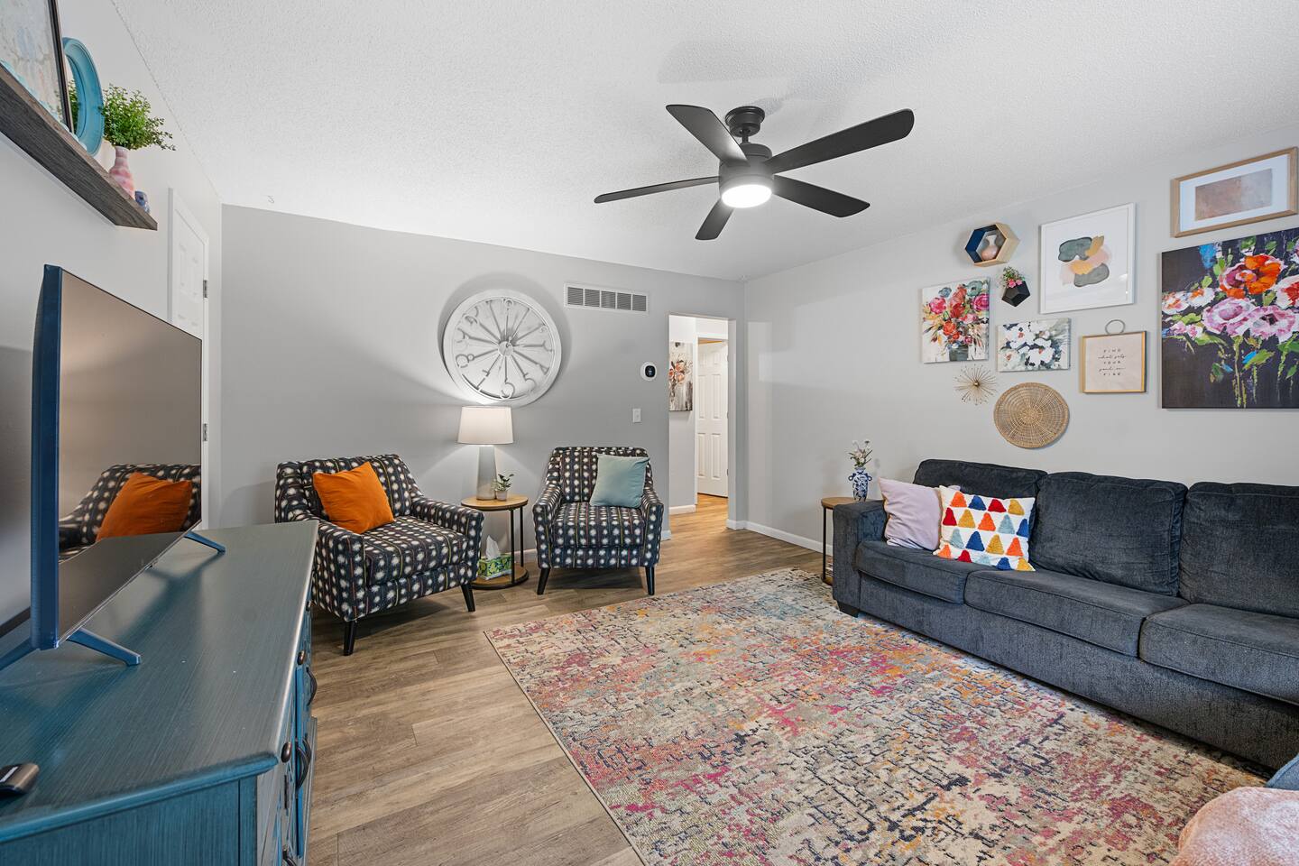 1 mile to KSU FBall! King Bed, Great Neighborhood