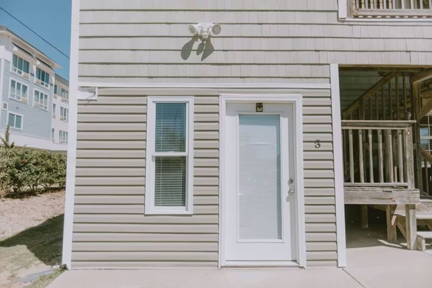 Chaplain's Paradise (Memorial House)