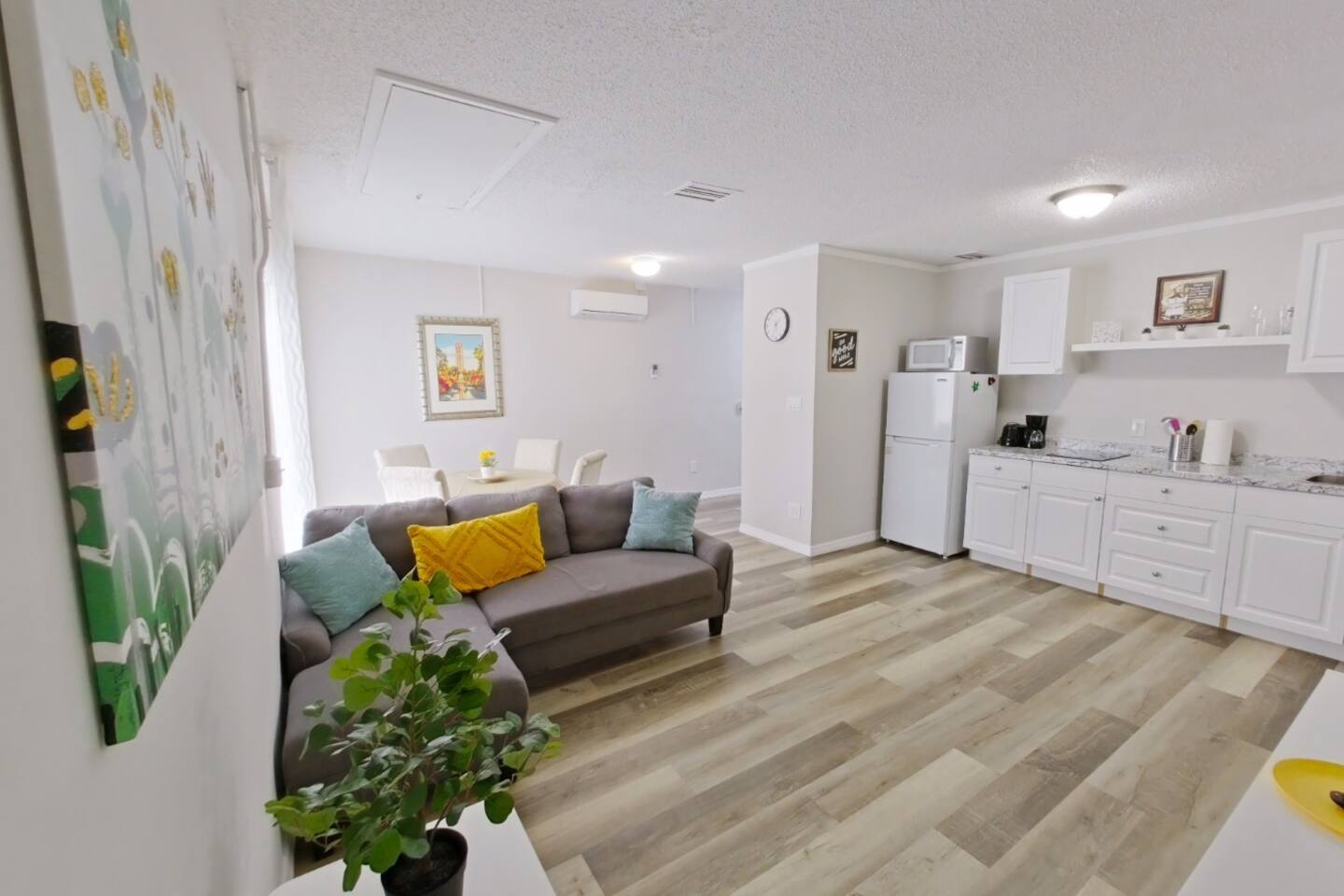 COZY HOME-NEAR BEACH/WATER PARK/DOWNTOWN/GOLF!