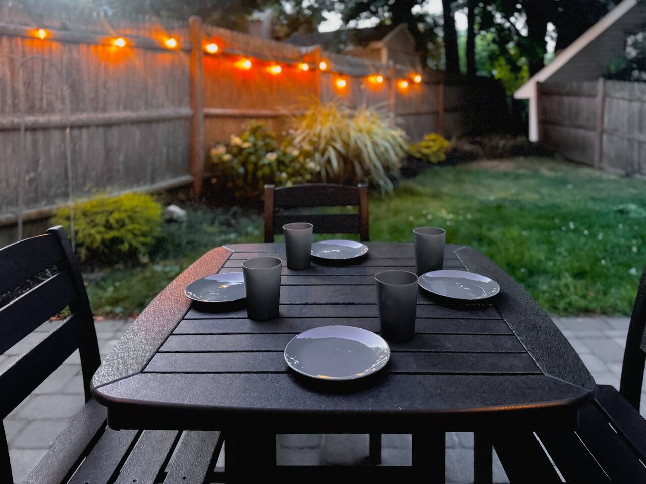 Heights House - 93 Walkscore|Halloween|Grill