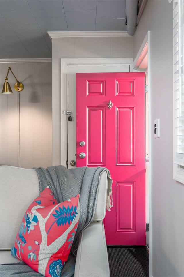 Cozy Burlington Gem | Private Creek | BBQ Grill