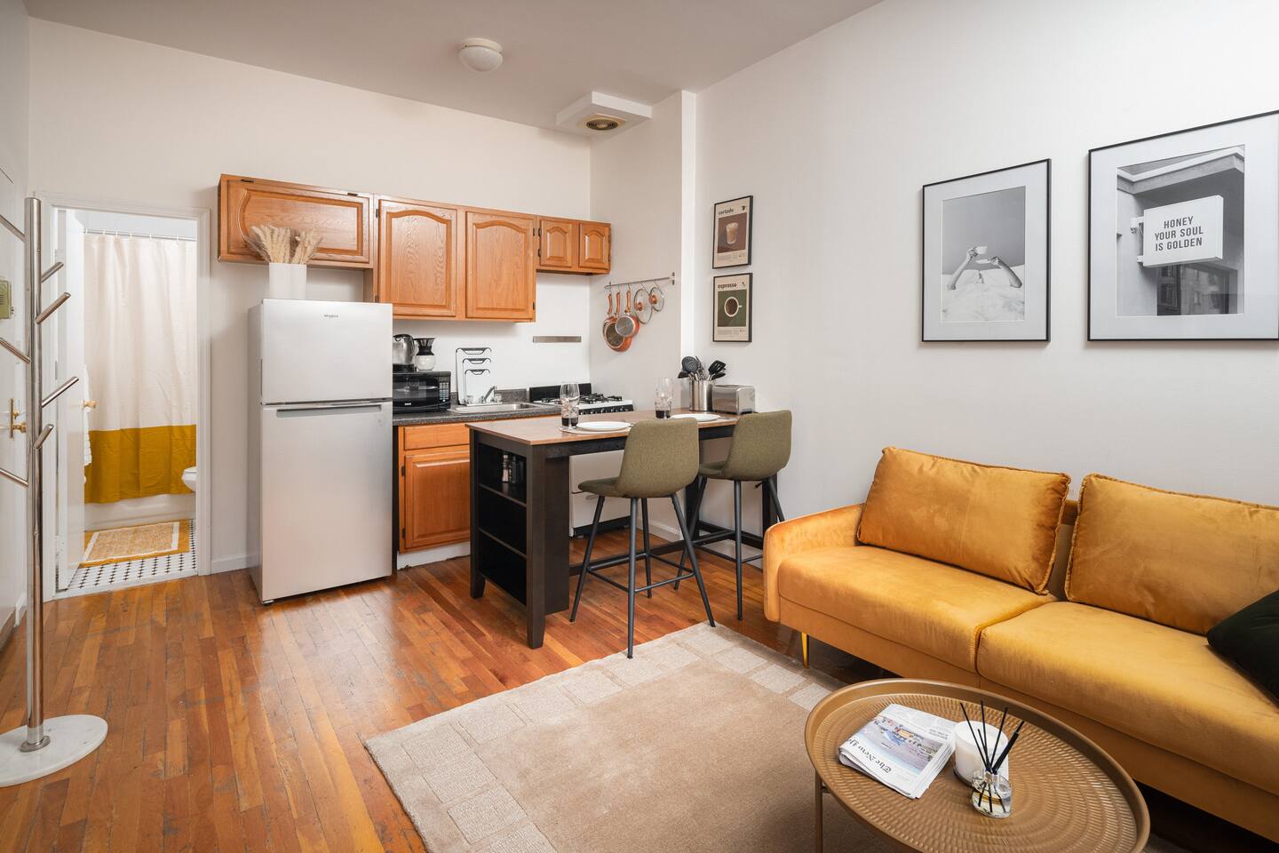 Cozy Classic Park Slope 1BD, nr Prospect Park