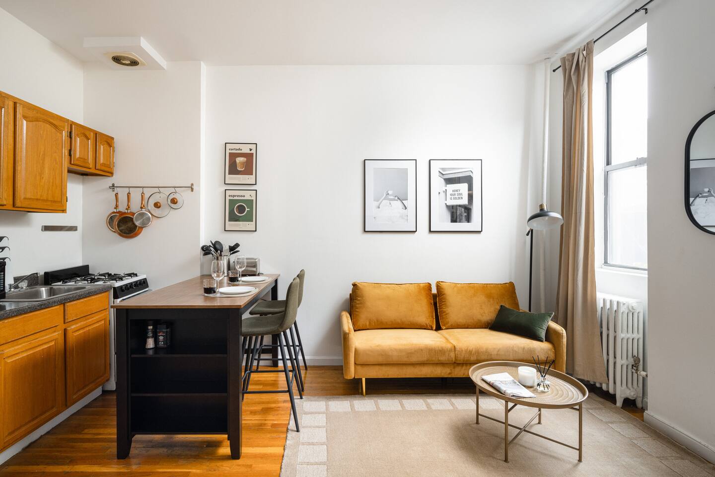 Cozy Classic Park Slope 1BD, nr Prospect Park