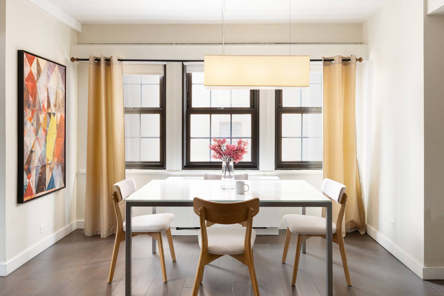 Large Midtown 1BD w/ doorman, gym nr Central Park — New York — vacation rental
