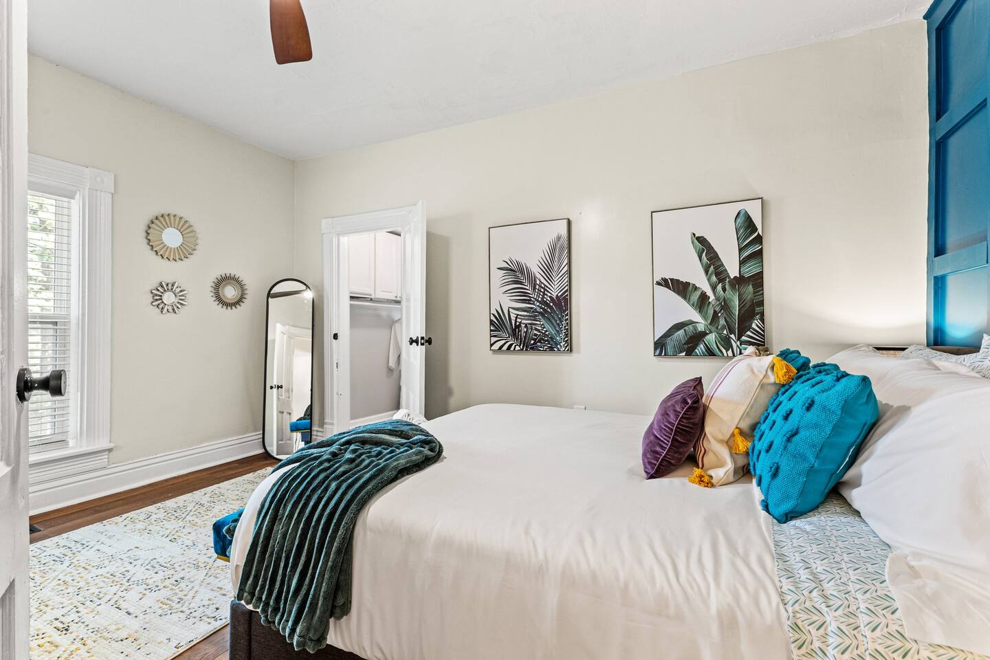 The Luxe/Hot Tub/12min to Horse Park/30 Min to Ark