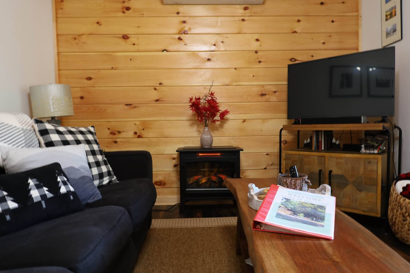 Cabin at the cove at Watauga Lake