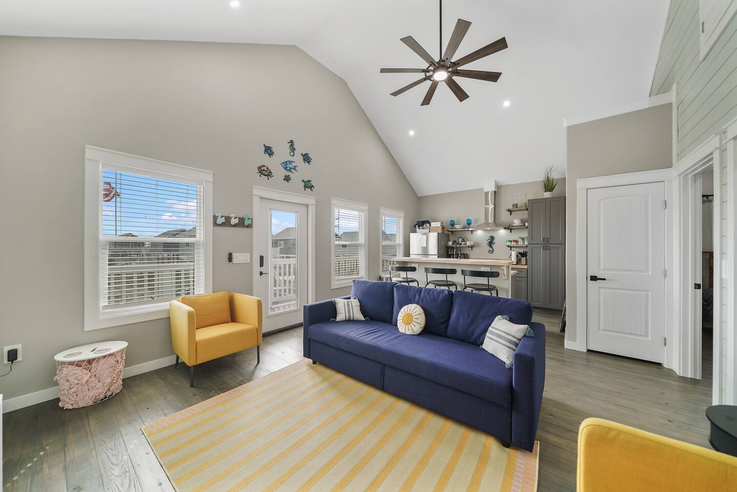 Gulf Views! Pets! 2 Master Suites! Pool!