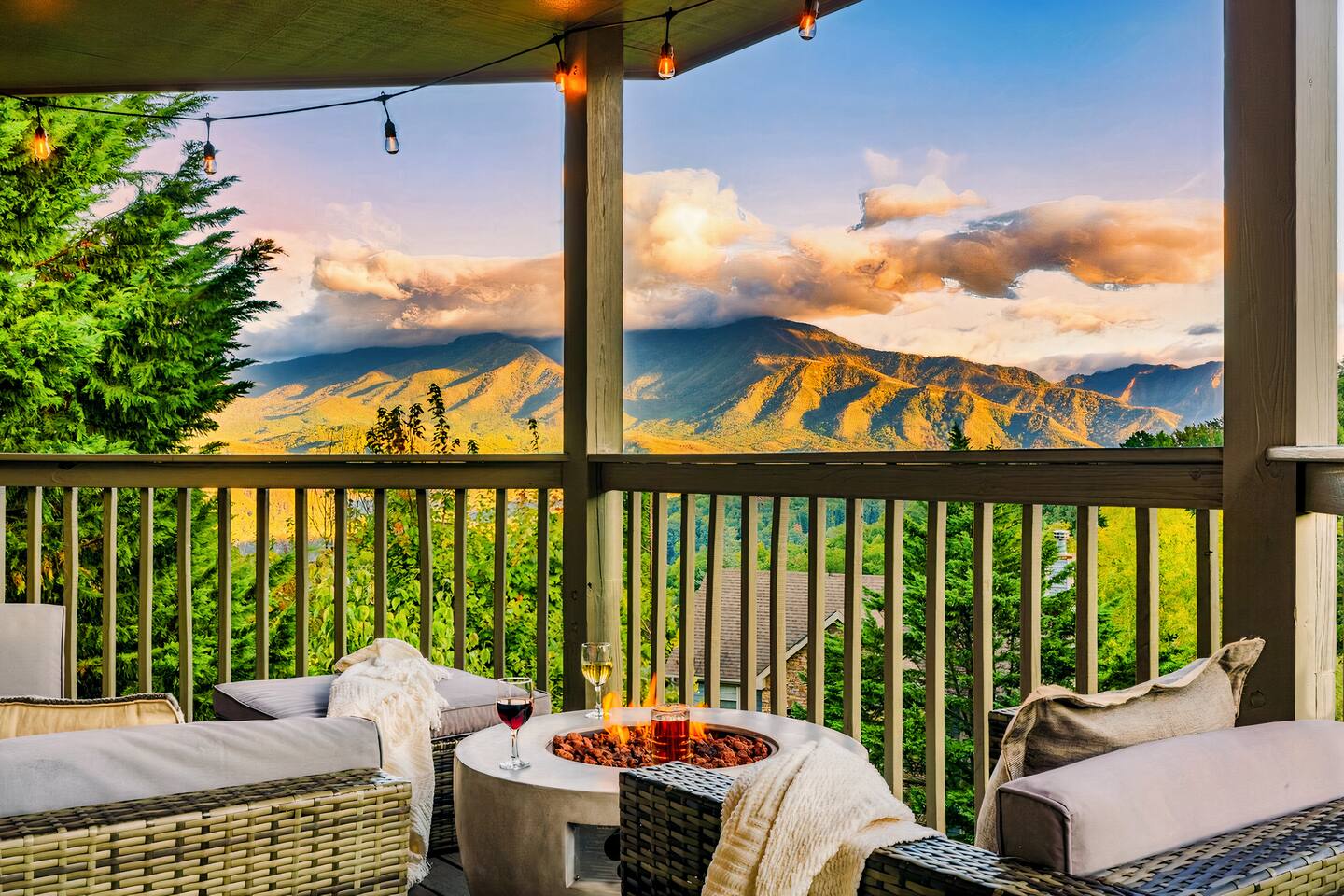 Sunrise Mtn Views, Game Room, Hot Tub, Firepits — Gatlinburg — vacation rental