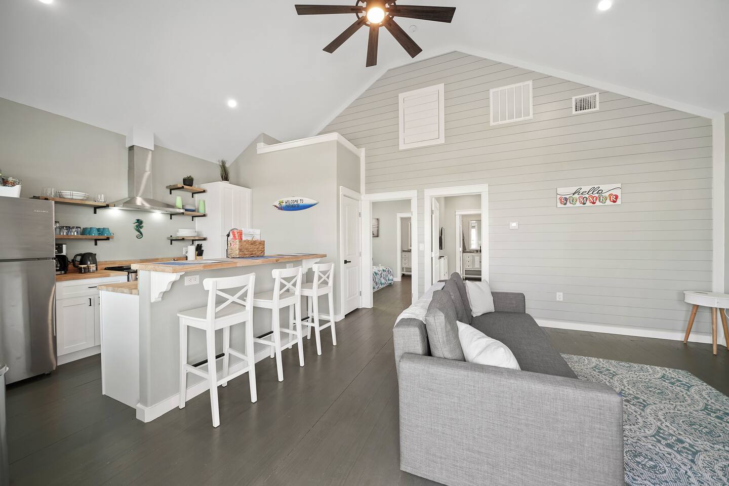 Ocean Views! Pets Welcome! Pool and Playground!