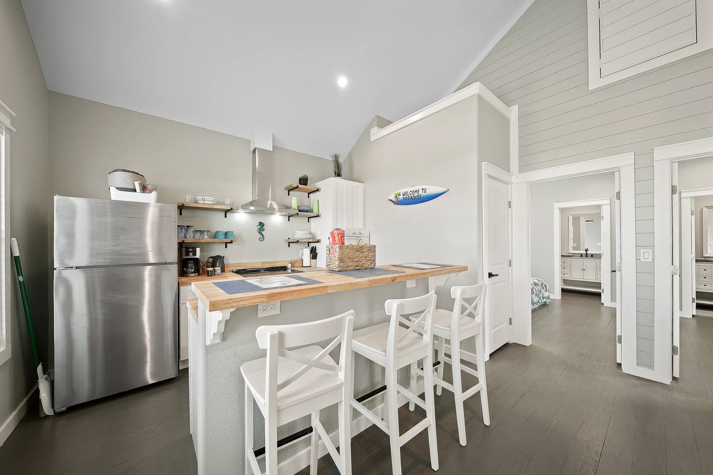 Ocean Views! Pets Welcome! Pool and Playground!