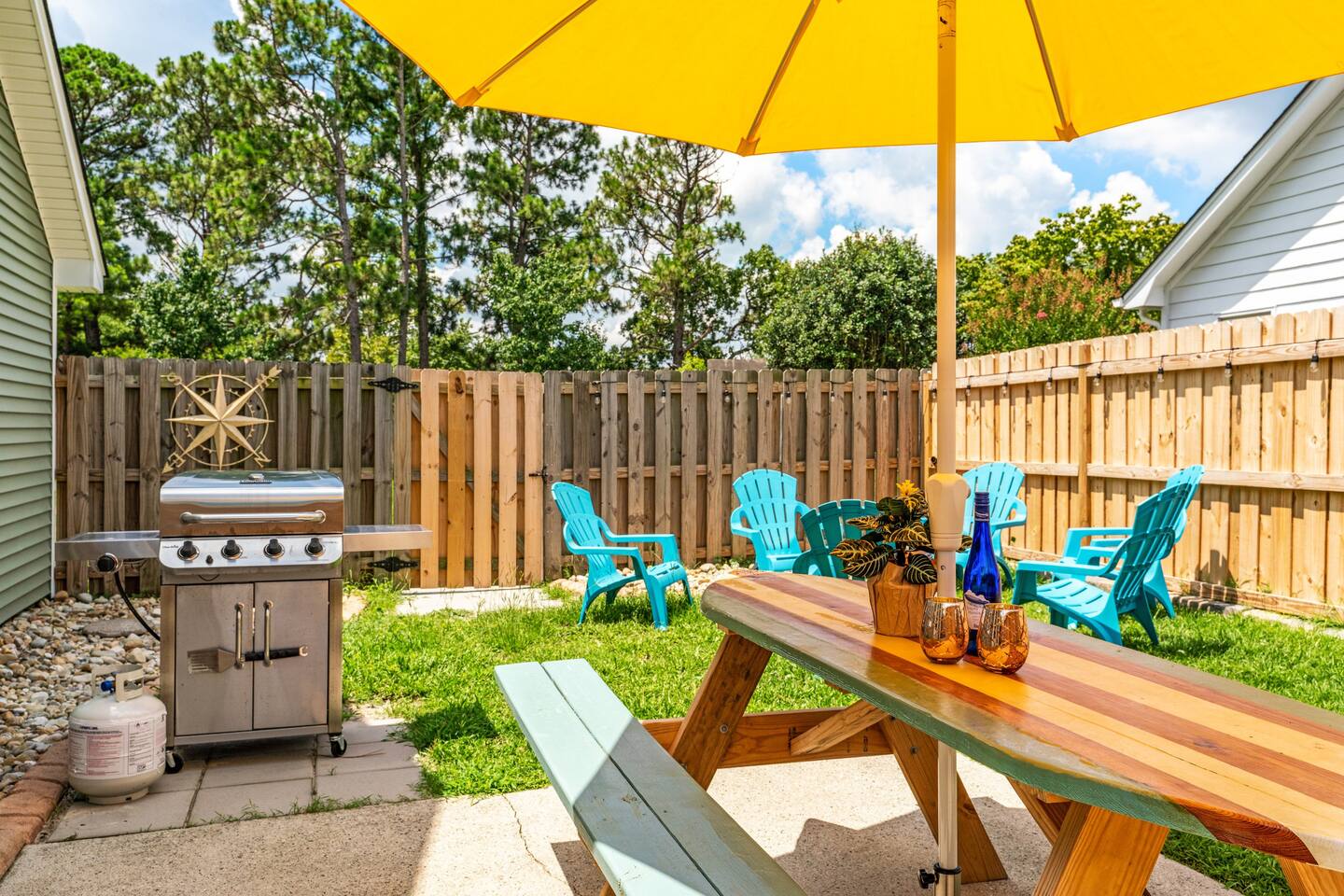 Dog-Friendly 2BR w/ Fenced Yard Near Beach