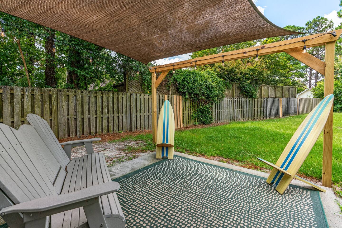 Dog-Friendly 2BR w/ Fenced Yard Near Beach