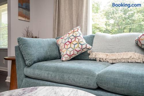 Relax in a 2 bed 2 bath Haven Near Cascade