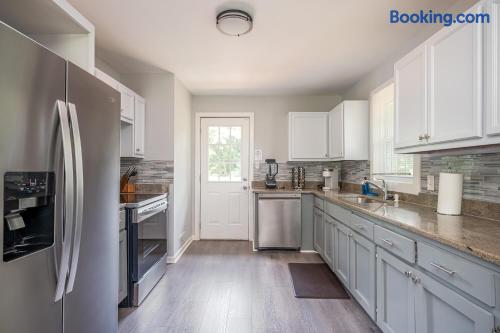 Relax in a 2 bed 2 bath Haven Near Cascade