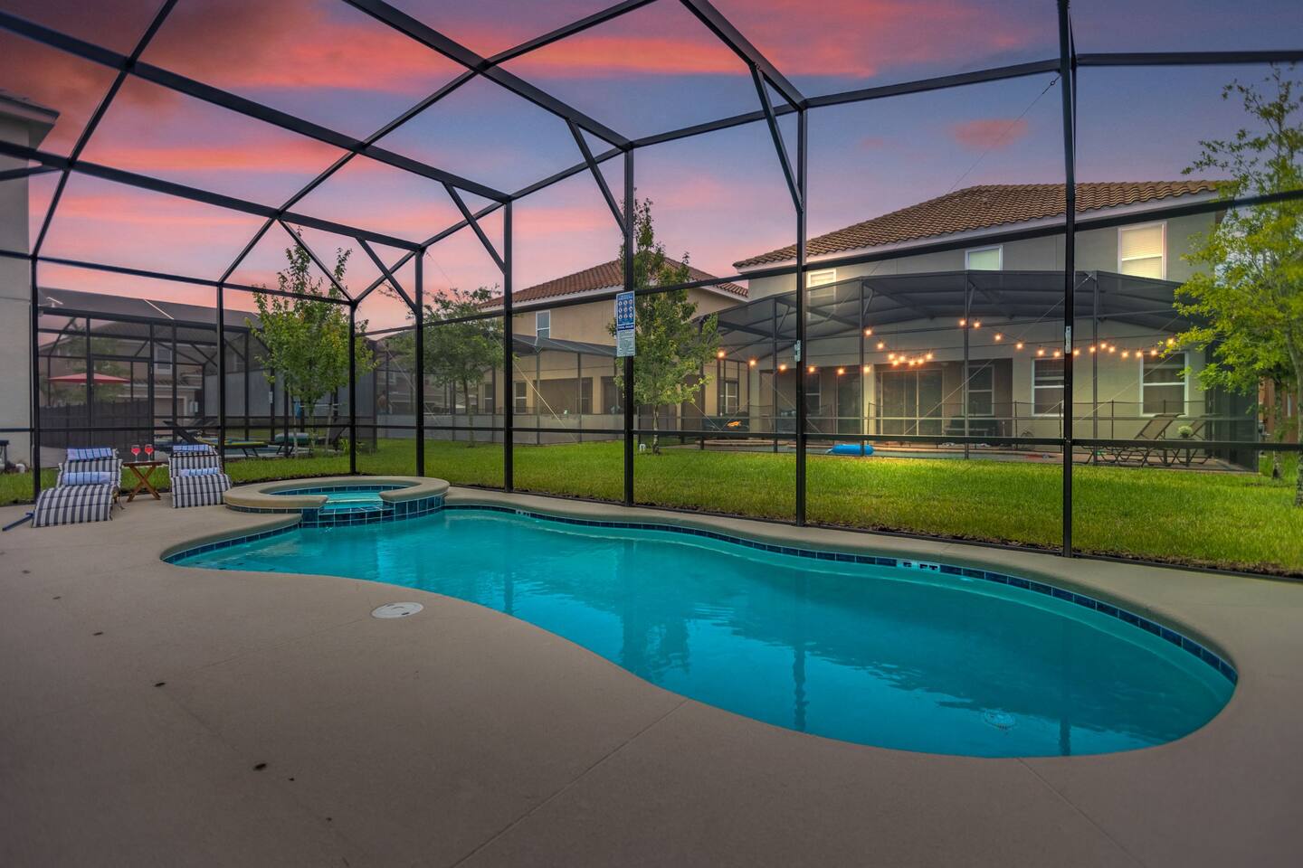 *Luxe Disney Home* Priv Pool/Spa- 6BR Sleeps 15 — Kissimmee — vacation rental