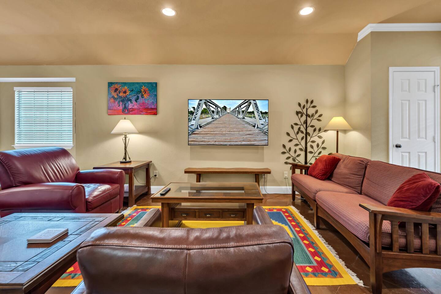 Peace at Skyview - 10 minutes to downtown Waco